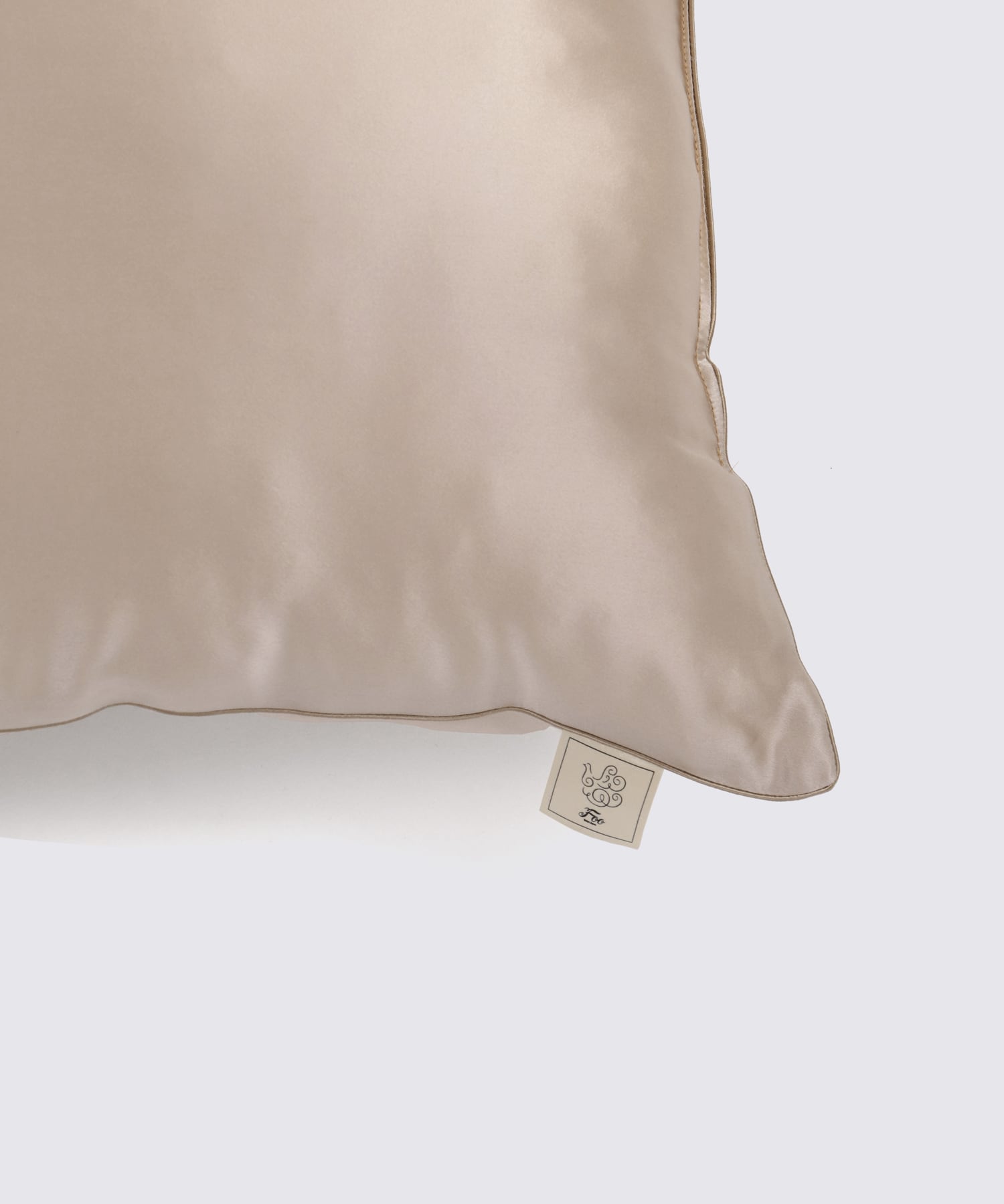 シルククッション ピンクベージュ ピンクベージュ