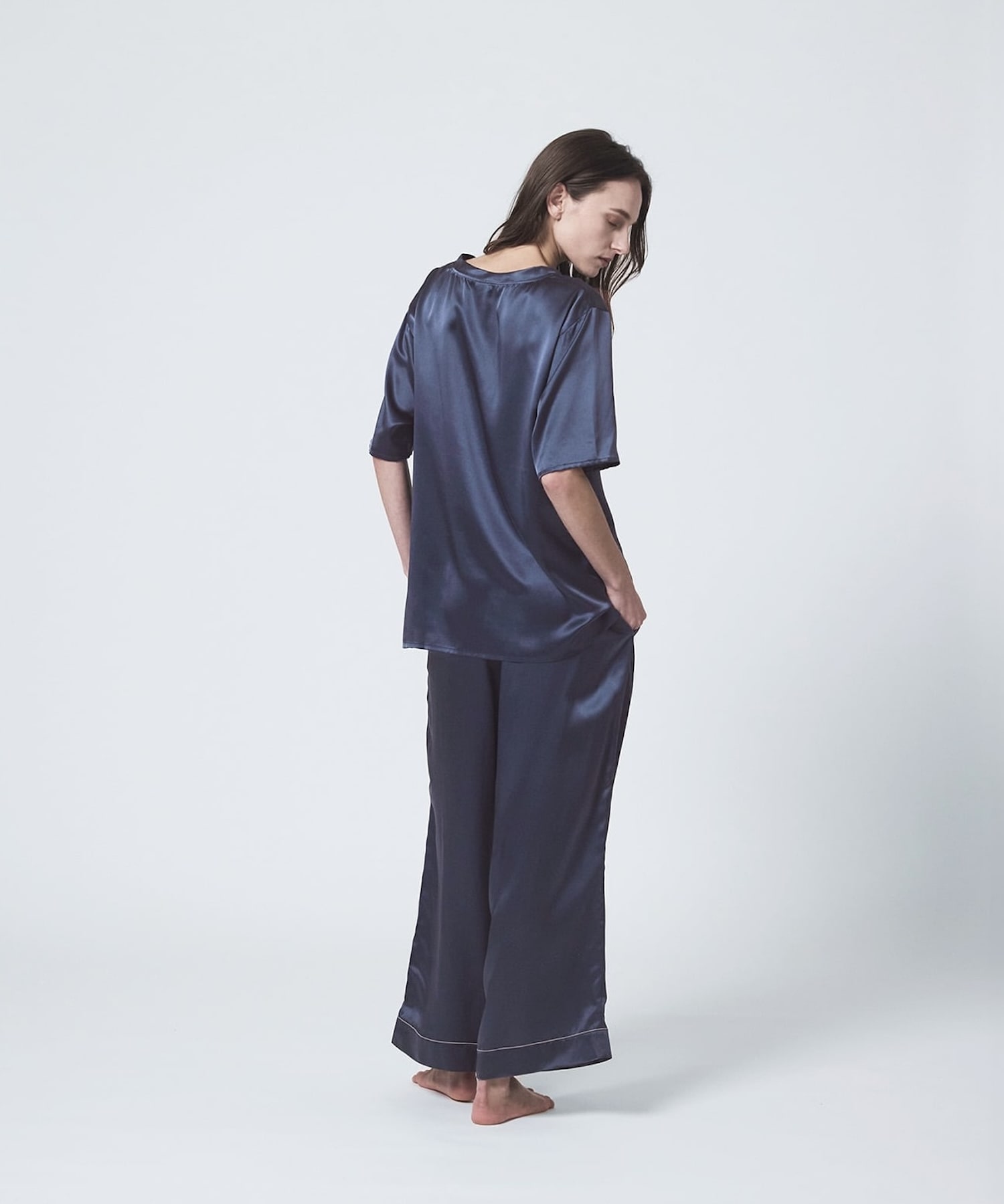 シルクサテンプルオーバー エレガントネイビー エレガントネイビー LL