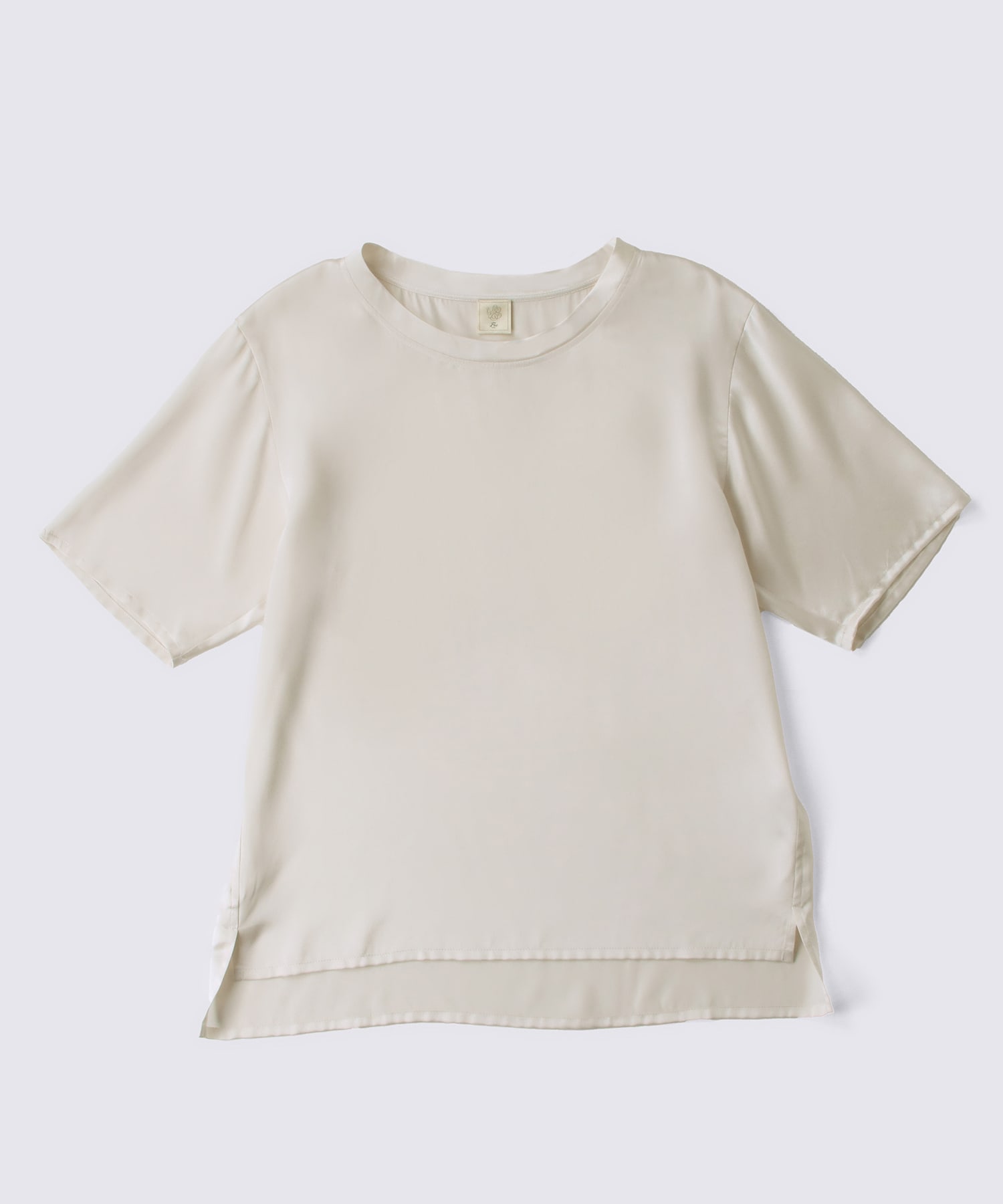 シルクサテンプルオーバー パールホワイト パールホワイト L