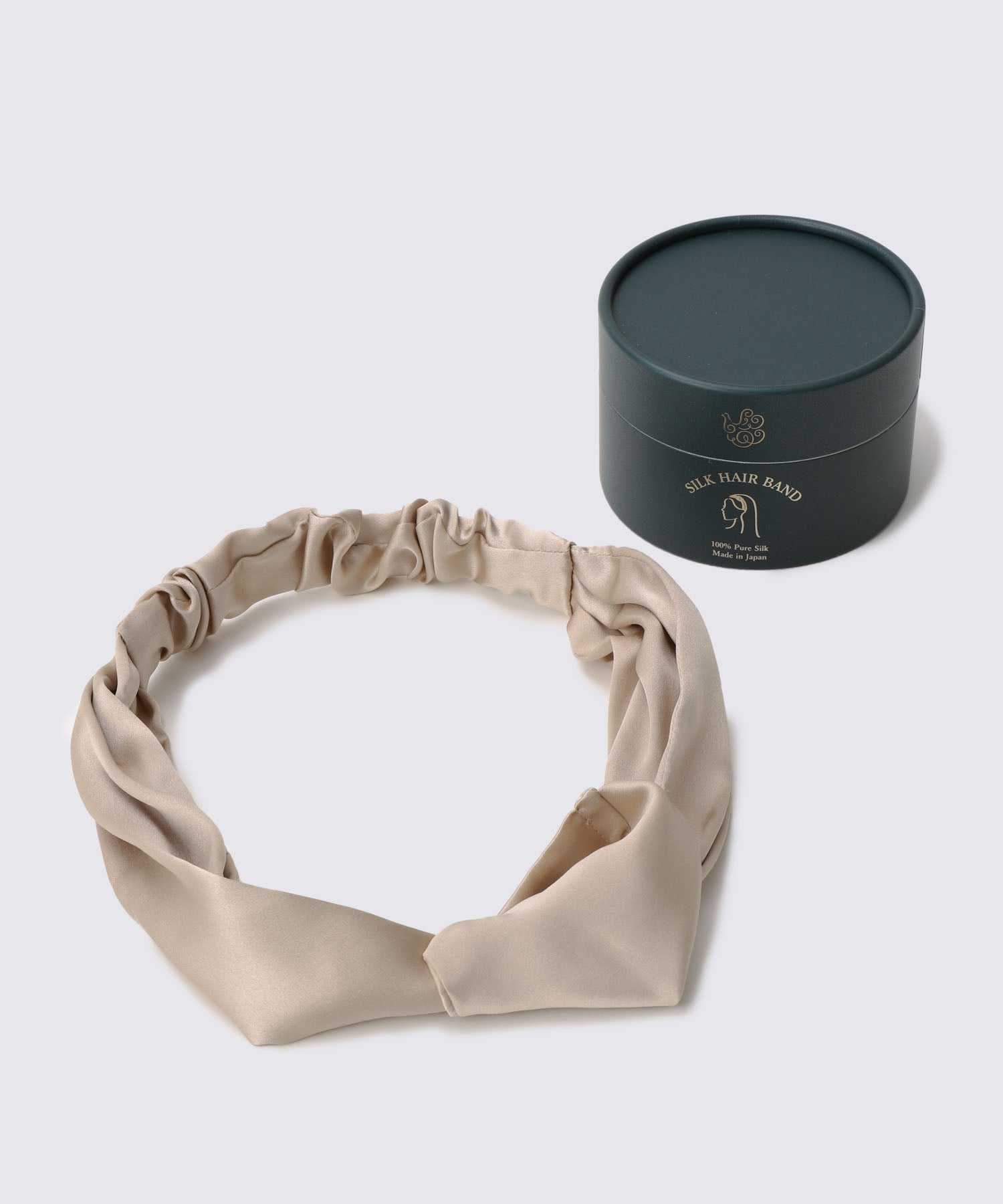 ピンクベージュ