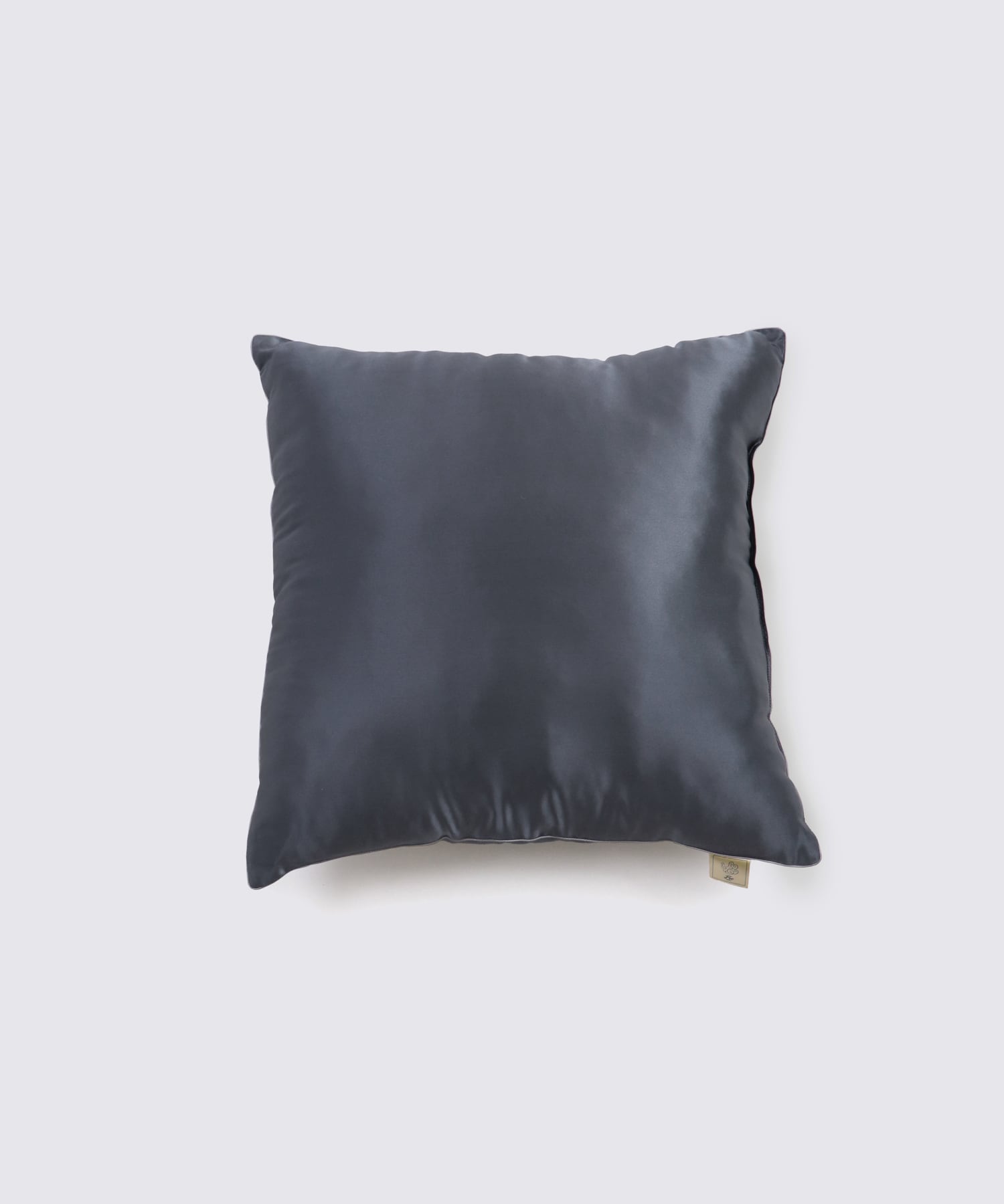 チャコールグレー