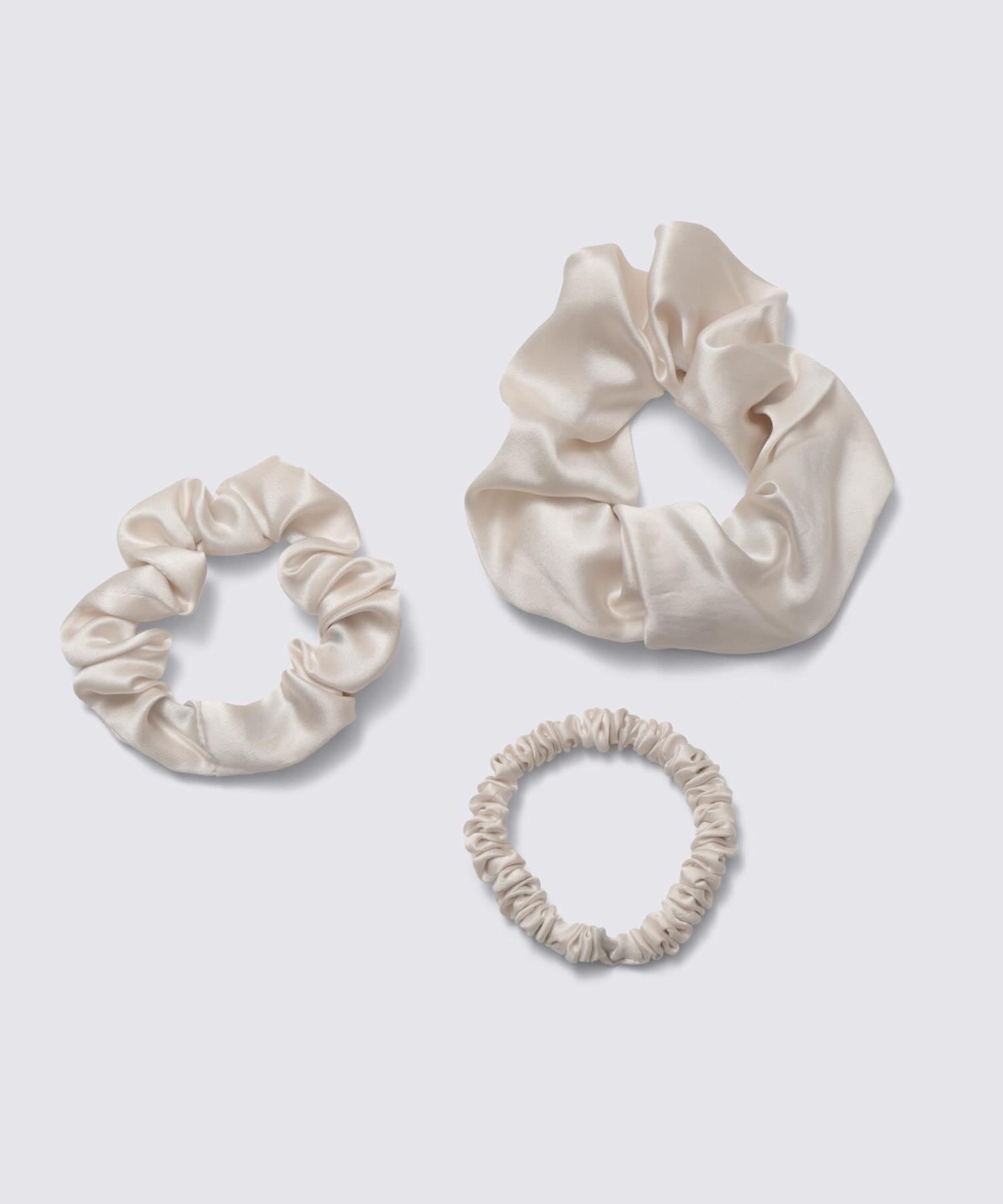 パールホワイト