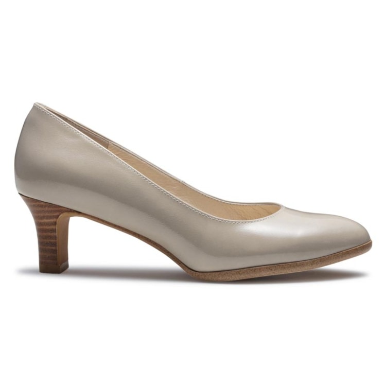 ベージュエナメル