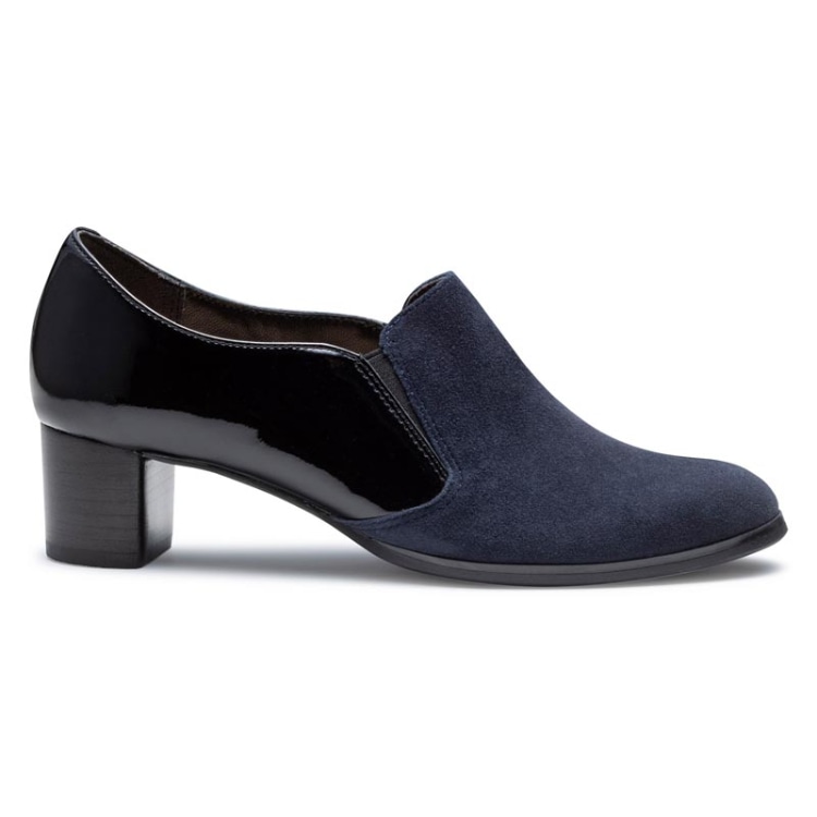 ネイビーブラック