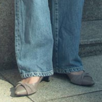 BEAUFIT A65Y ドレープデザインパンプス グレー ビューフィット パンプス