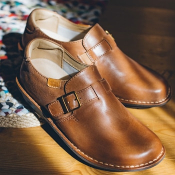 REDWOOD RIVER R03A ベルト付スリッポン ブラウン レッドウッド リバー フラットシューズ