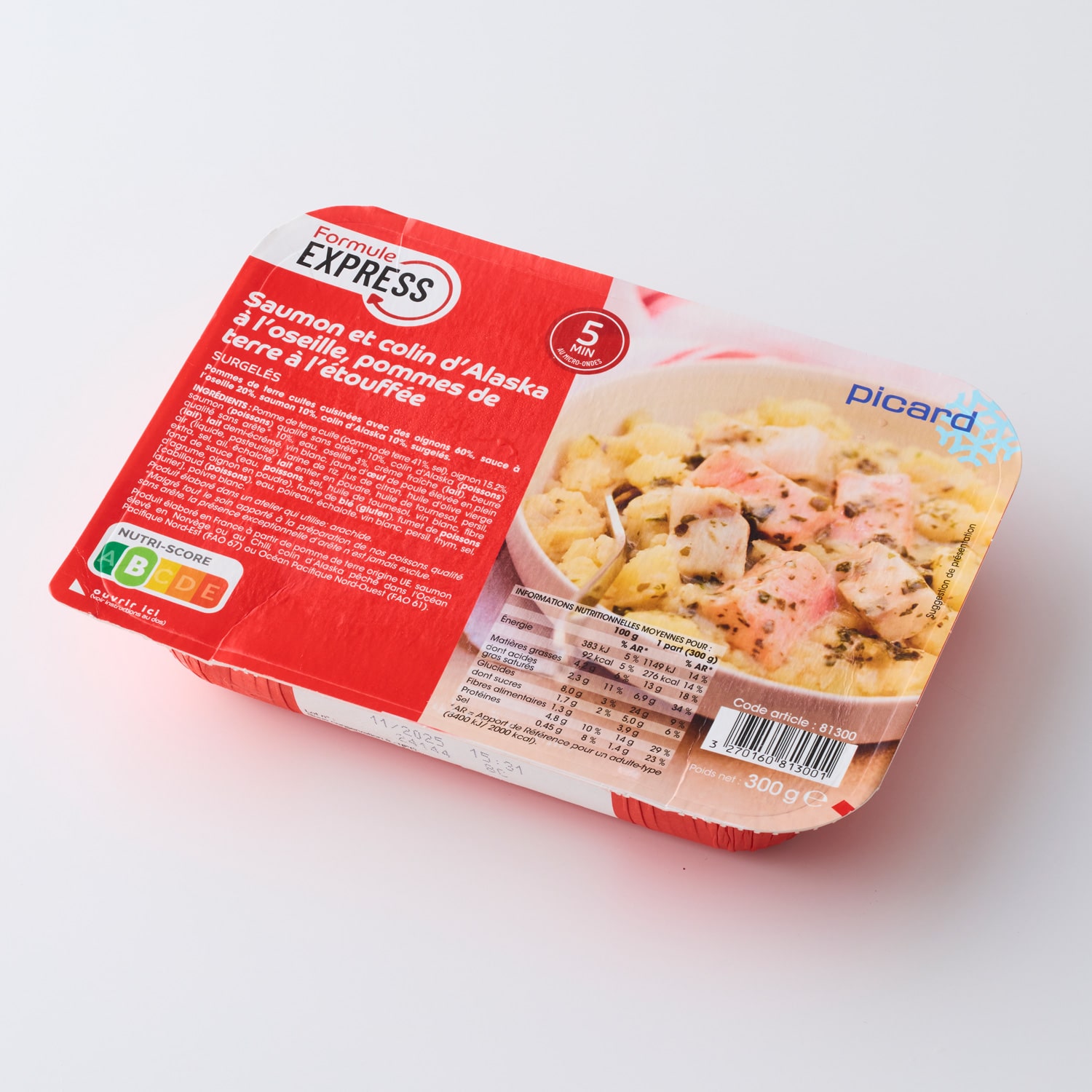 サーモンと白身魚のオゼイユソースとジャガイモのエトゥフェ