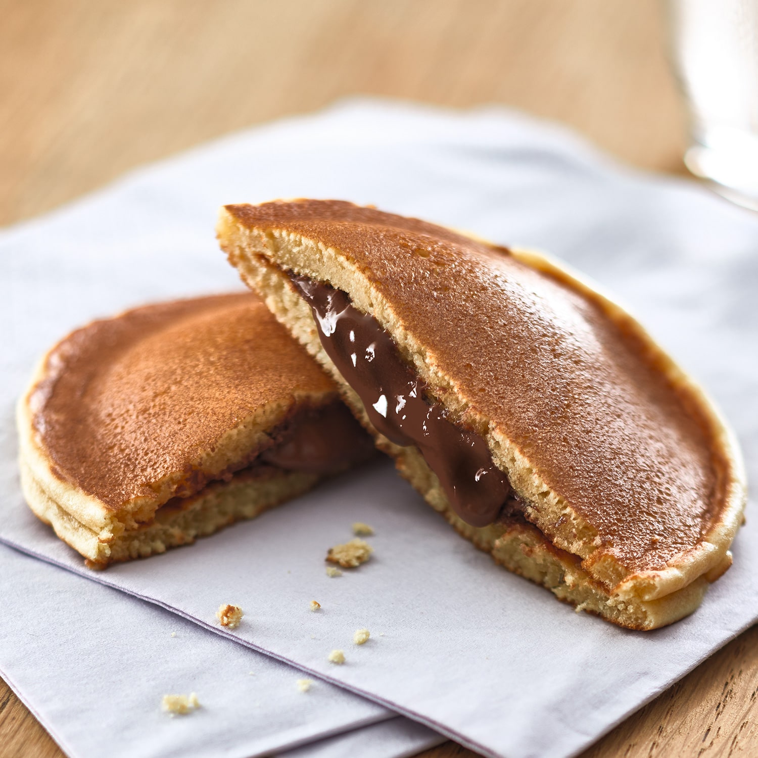 ノワゼットショコラのパンケーキサンド