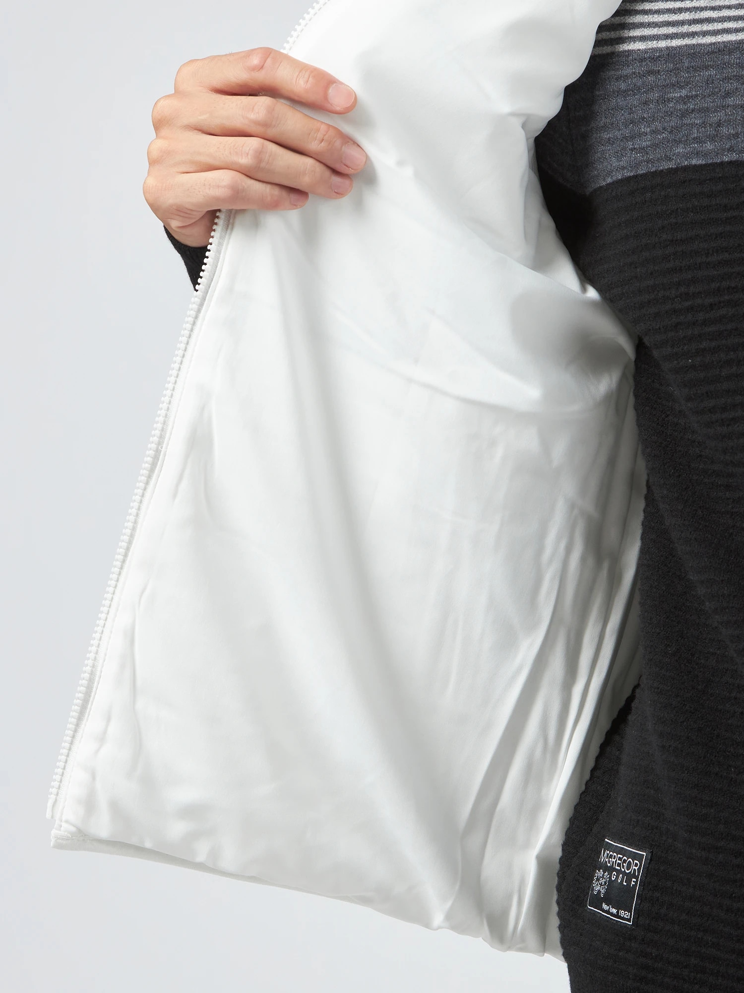 McGREGOR GOLF<メンズ> ロゴ刺繍中綿ベスト アイボリー L