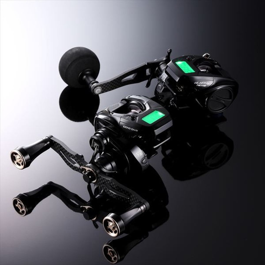 テイルウォーク ベイトリール ヴィレイヤーDGネクシス 100HG-DH/L(左)