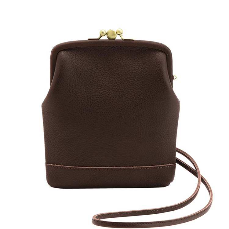 [Kanmi.] itsu mono ふたごがま口ポシェット B23-82　ダークブラウン