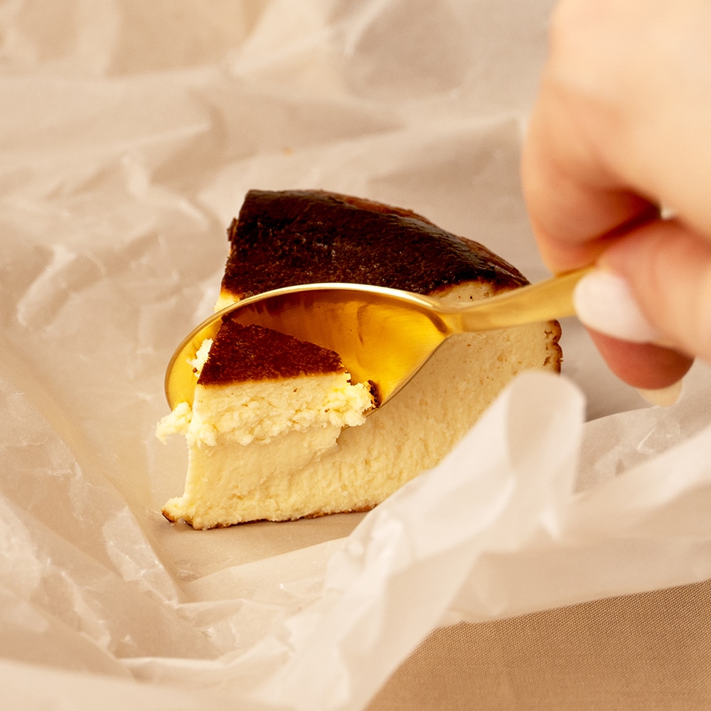 母の日 ギフト 低糖質バスクチーズケーキ プレーン 4号 スイーツ 洋菓子 贈り物 誕生日 お礼 記念日 送料無料 お祝い プレゼント 父の日