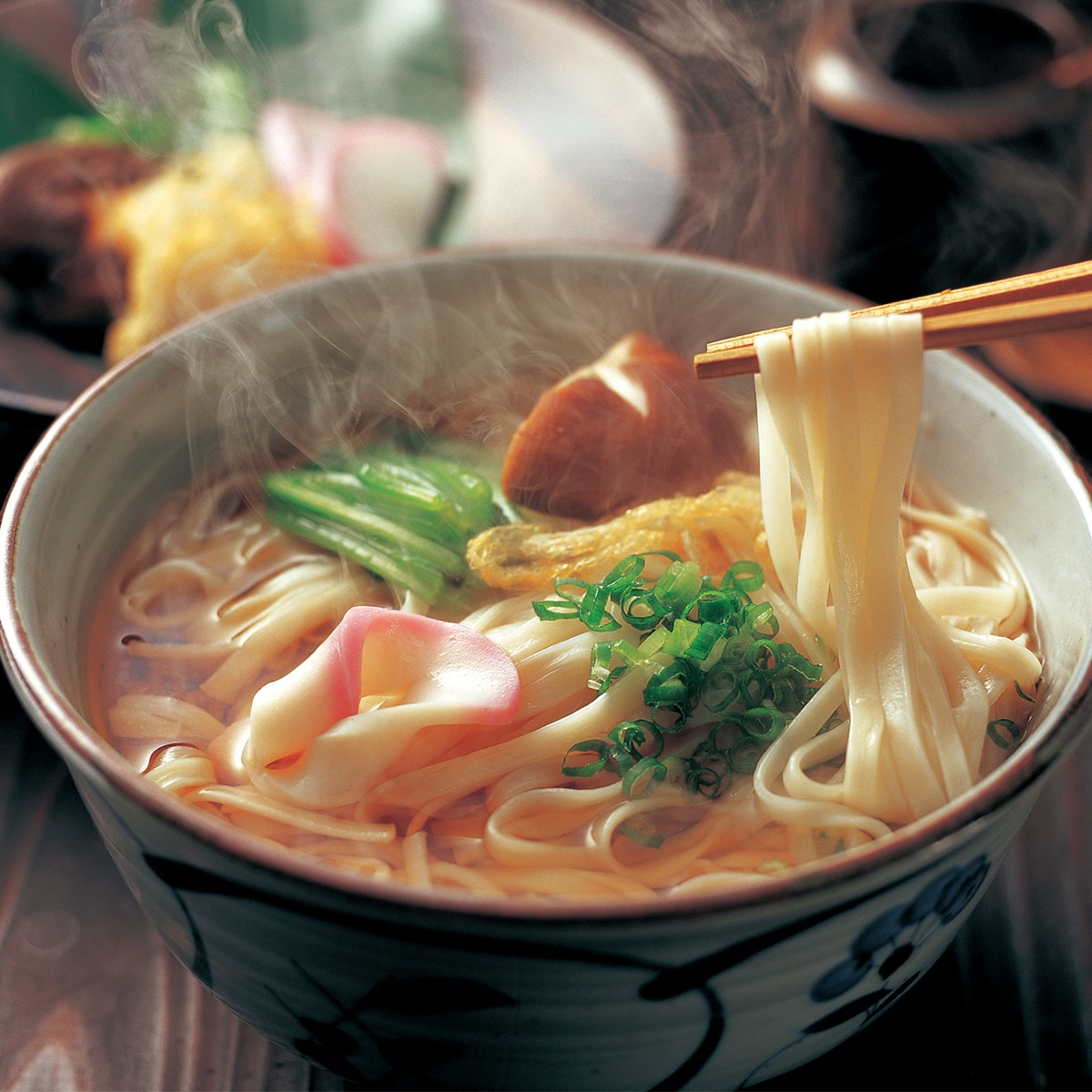 稲庭古来うどん 紙箱入 つゆ付 〔うどん150g×3束、つゆ20g×6袋〕