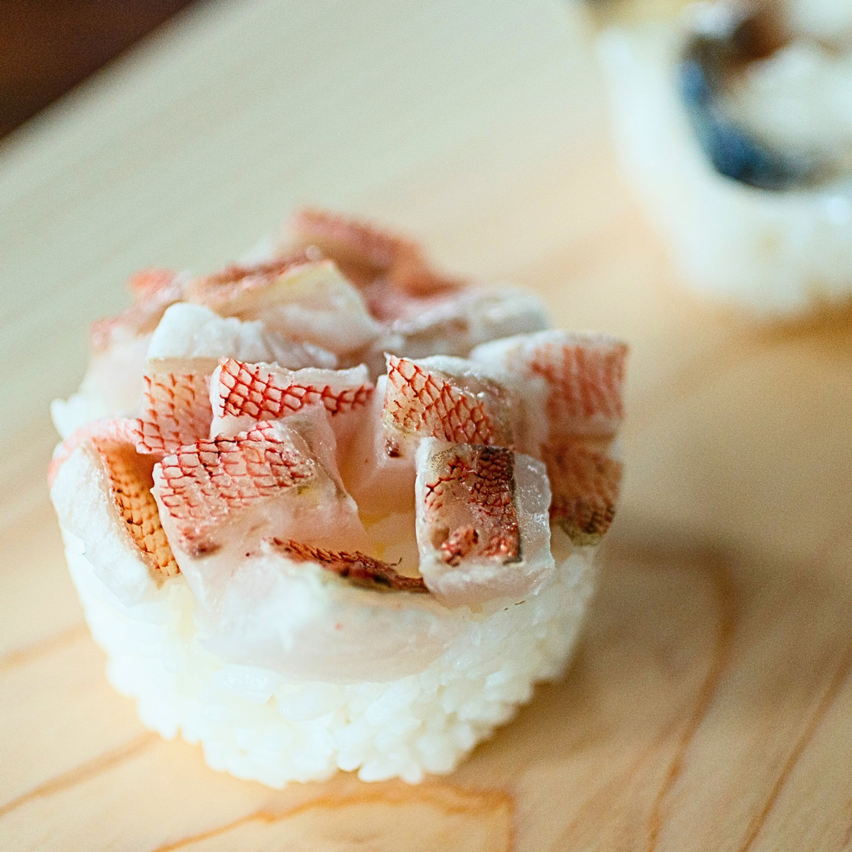 uoya まえけん カップ寿司 地魚おさかな小町11選 箱入〔55g×11〕