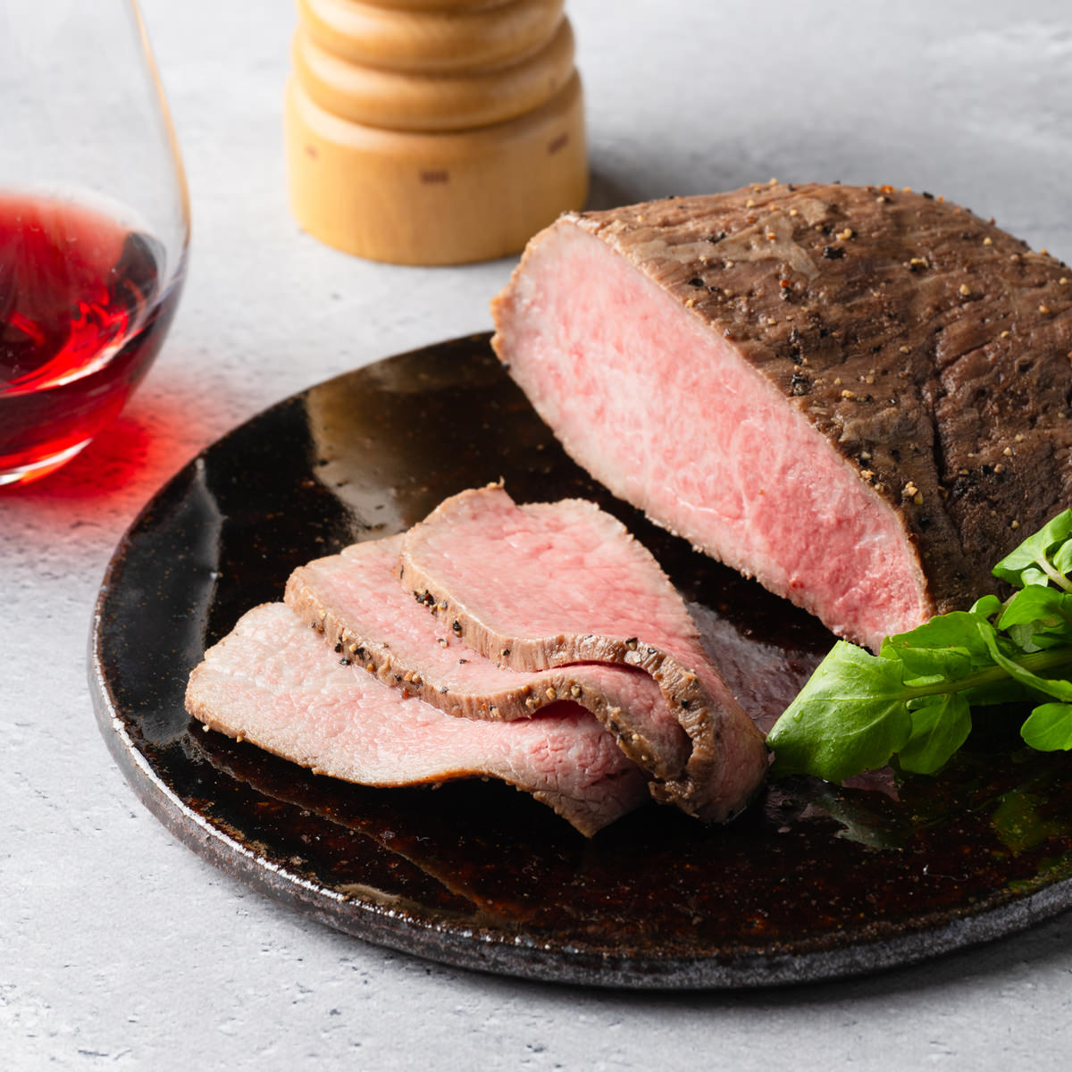 日山 国産 黒毛和牛 ローストビーフ ギフトセット 〔300g×2個入り〕