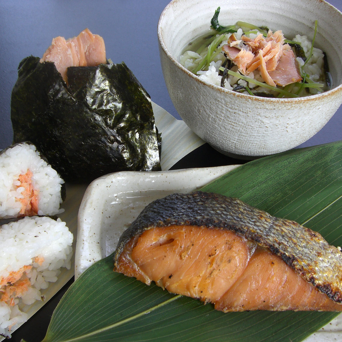 村上の塩引鮭 粗ほぐし 〔100g×5〕