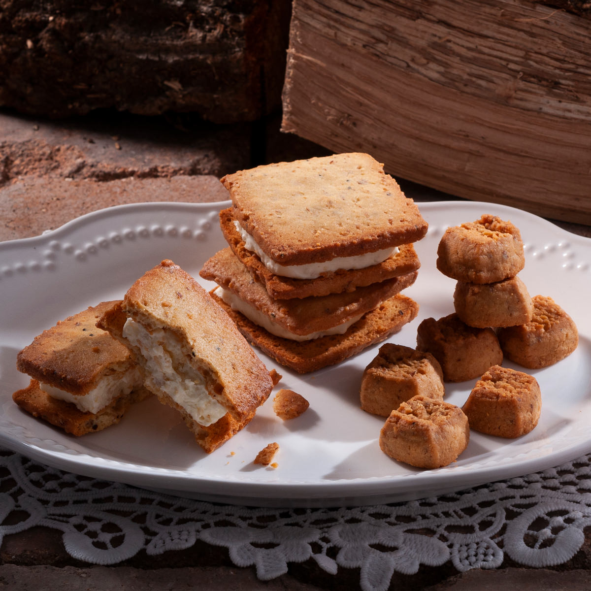 CHEESE CAVERY 2種 ギフトセット S 〔チーズポルボローネ25g×2、チーズサンド35g×10〕