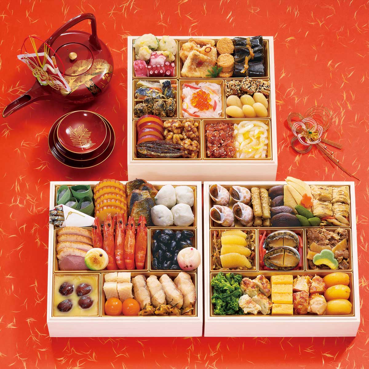 京都 むろまち加地 和風おせち 三段重 宝扇〔約4~5人前(51品目)〕【沖縄県・離島 配送不可】