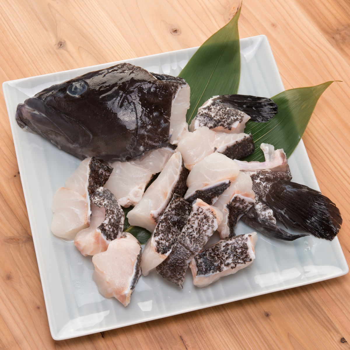 石川水産 長崎県対馬産 天然の幻の魚 高級魚 クエ鍋セット〔クエ切り身鍋用700g〕