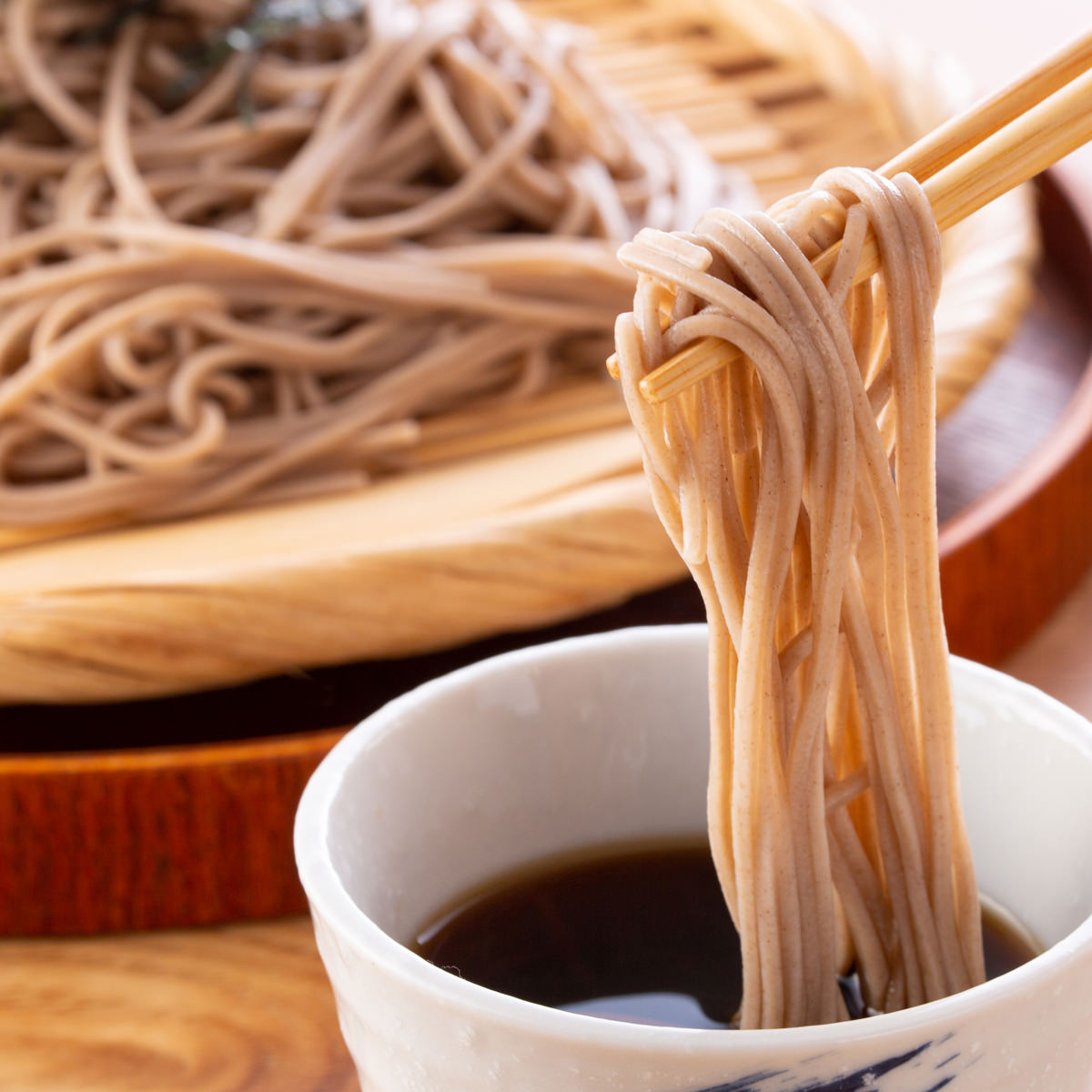 国産蕎麦粉 小麦粉使用 清流利賀そば 簡易段ボール箱セット 〔180g×4〕