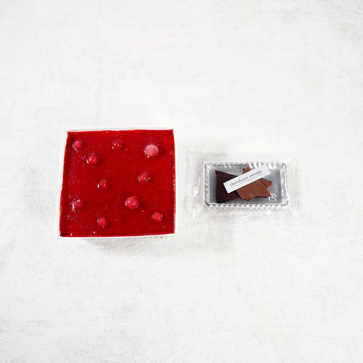 スイーツボックス 白金ティラミス フランボワーズ〔底95mm×95mm×高さ40mm〕