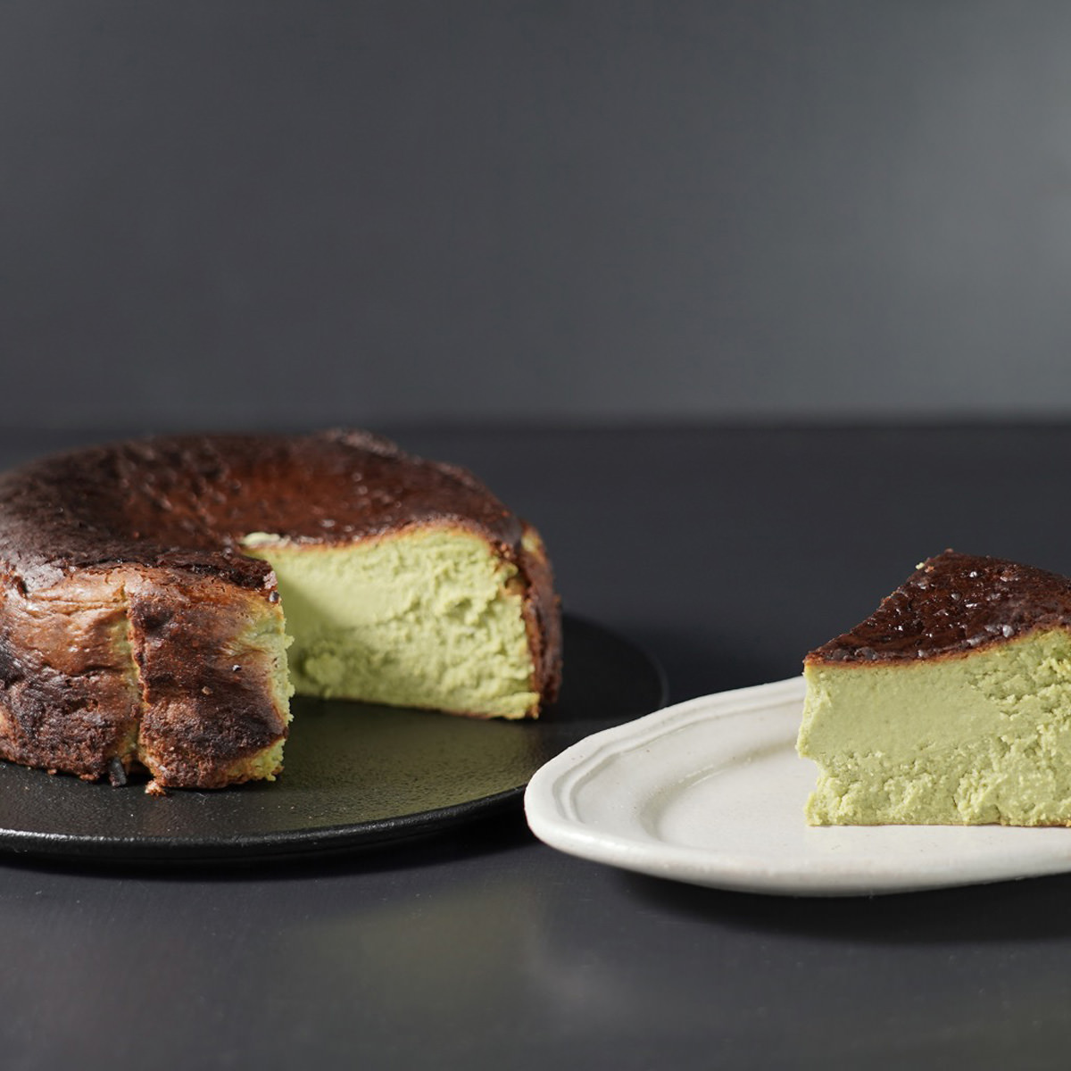 白金バスクチーズケーキ 抹茶〔4号(φ12cm)〕