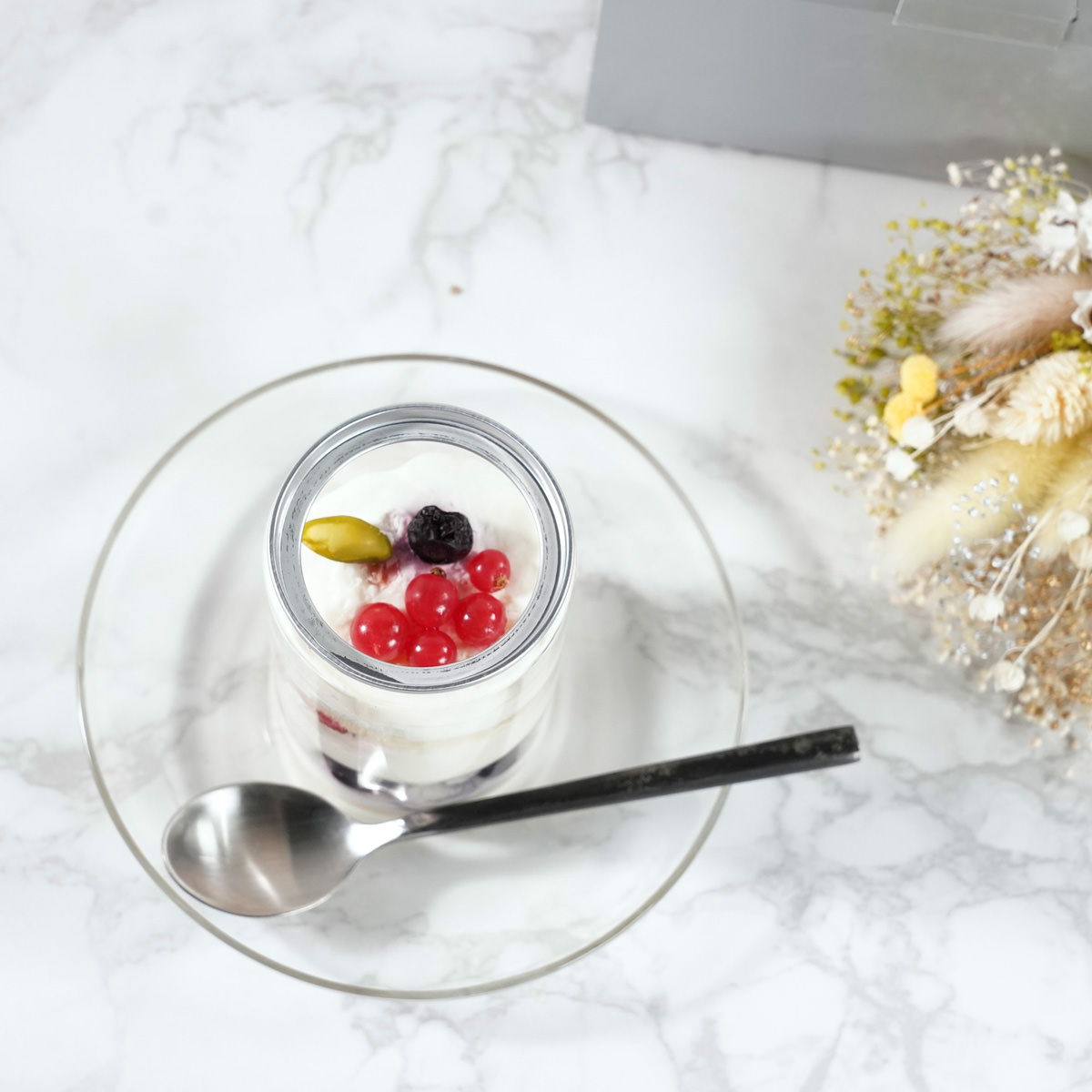 白金ショートケーキ缶 ベリー〔4個〕