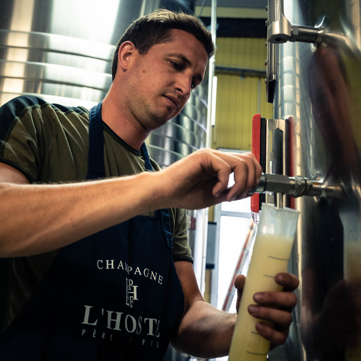 シャンパーニュ・ロスト シャンパン ギフト〔750ml〕