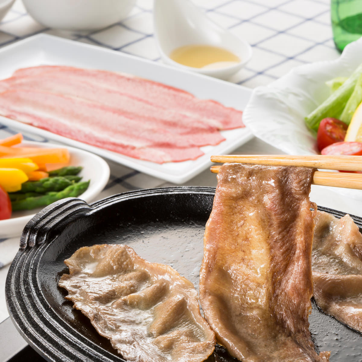 牛たん しゃぶしゃぶセット 〔牛タンスライス300g×2、塩ぽん酢180g×2〕