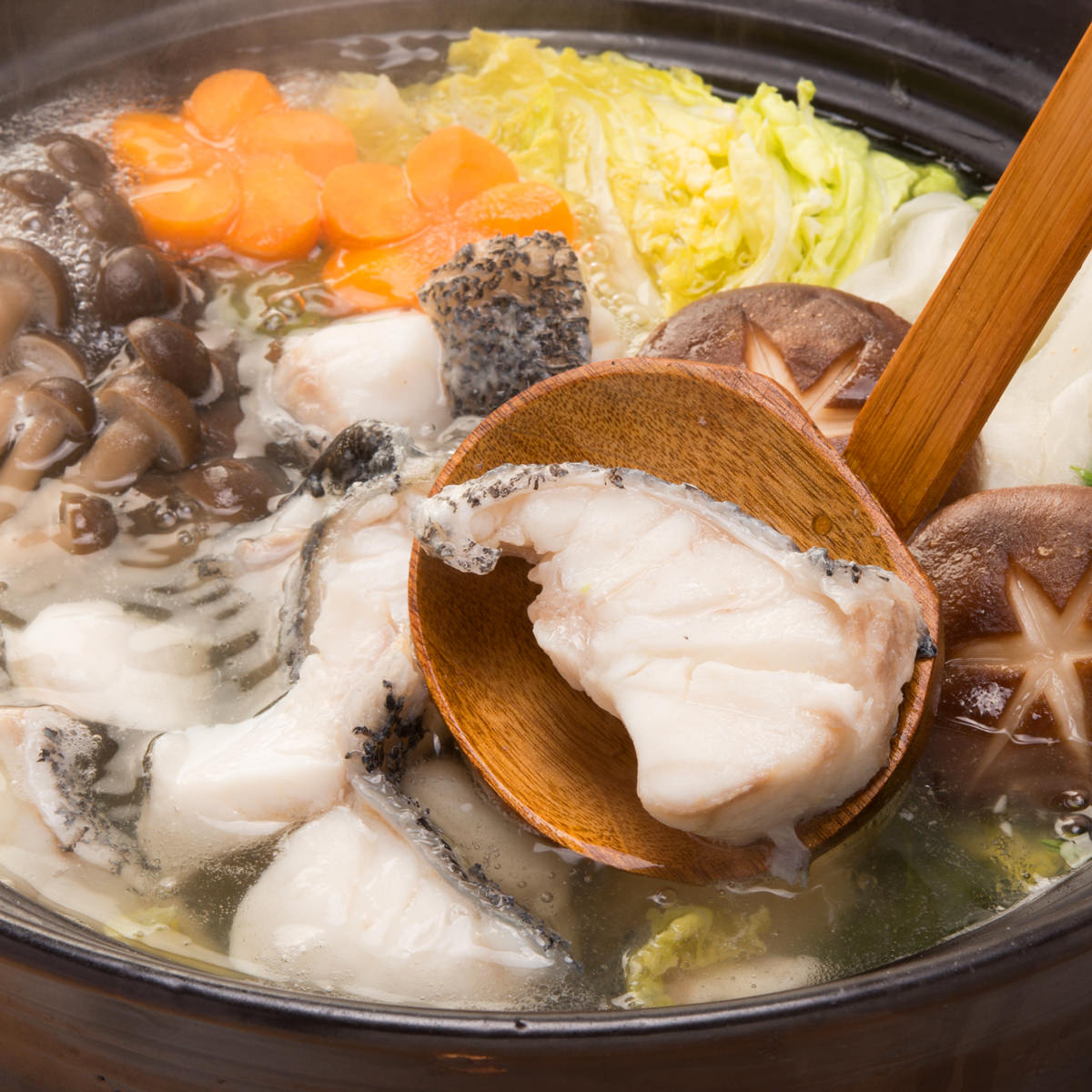 石川水産 長崎県対馬産 天然の幻の魚 高級魚 クエ鍋セット〔クエ切り身鍋用700g〕