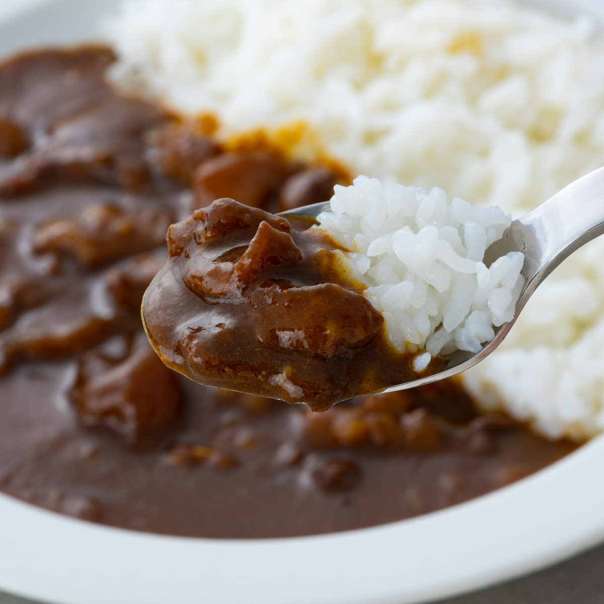日山 国産 黒毛和牛 ビーフカレー 〔200g×6箱〕