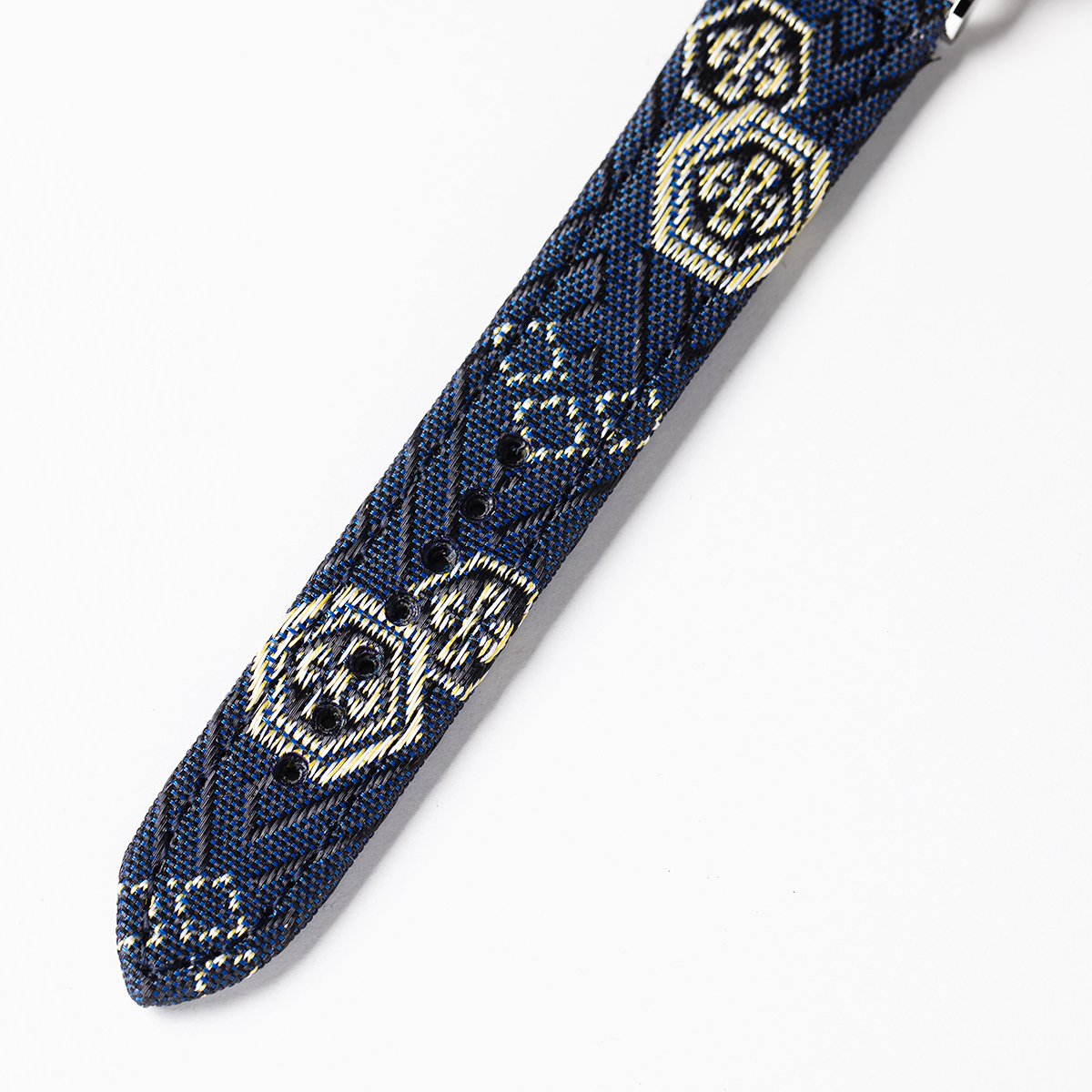 和心 畳縁バンド 薄型 日本製腕時計 市松模様 白 〔全長約25cm・ベルト幅2cm〕