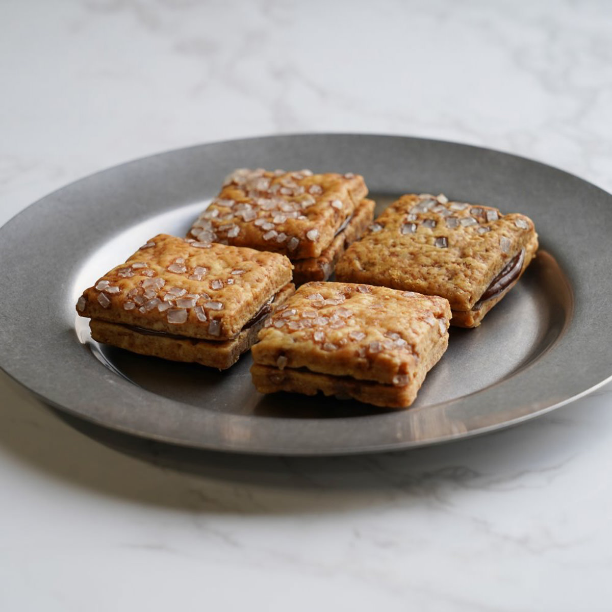 バスクチーズクッキー ショコラ〔4個〕