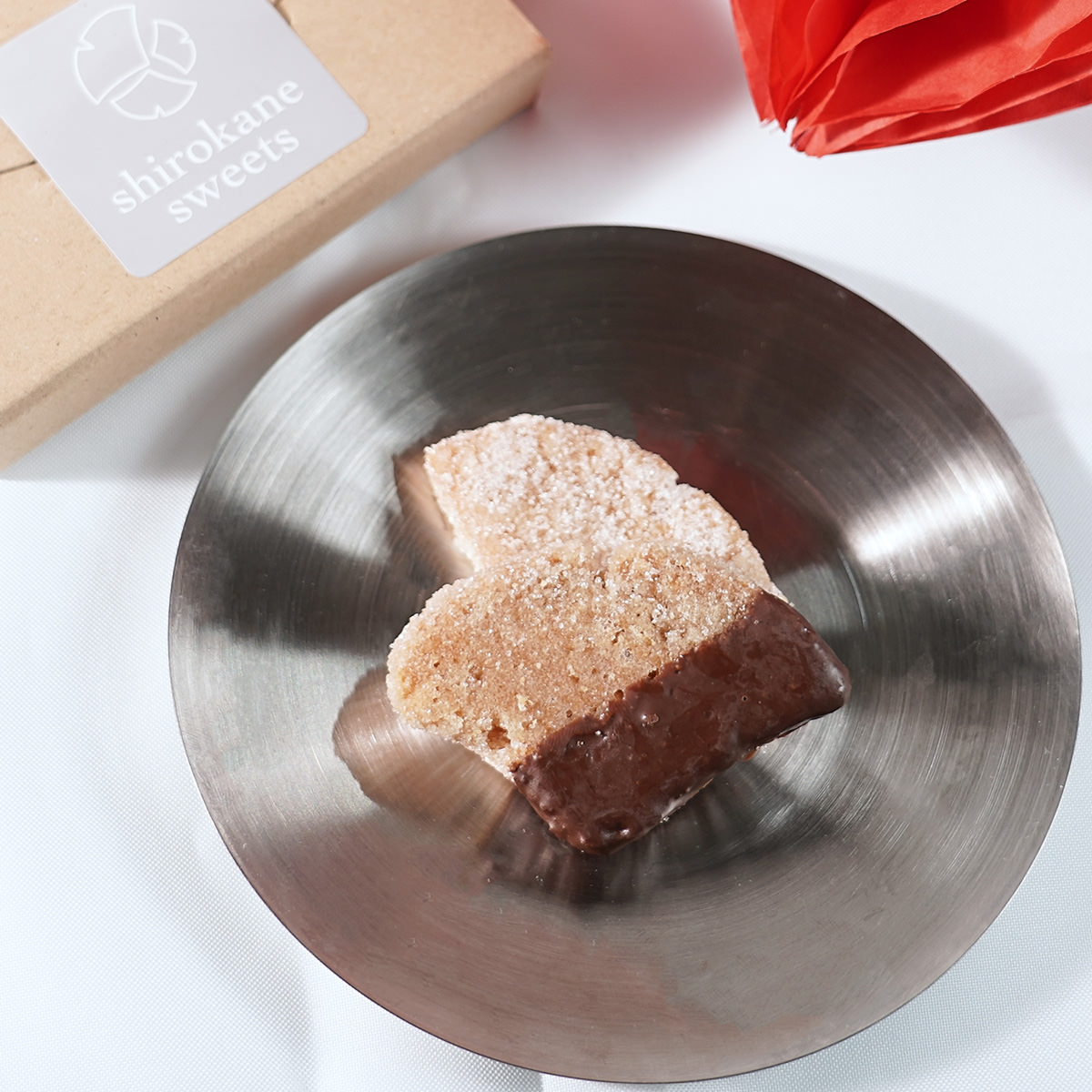 白金プラチナラスク ショコラ〔4個〕