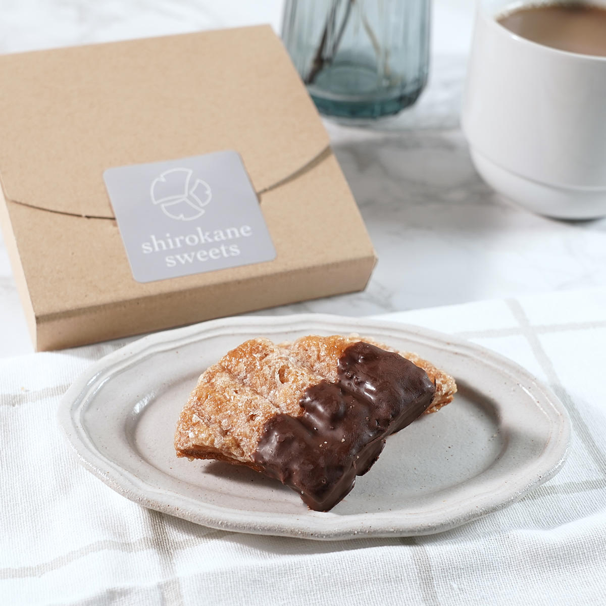 白金プラチナリーフパイ ショコラ〔4個〕