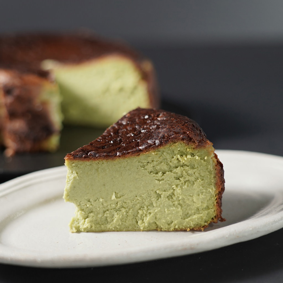 白金バスクチーズケーキ 抹茶〔4号(φ12cm)〕
