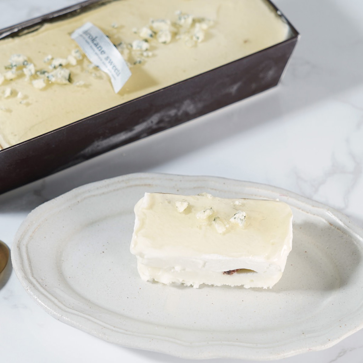 白金プレミアム手作りアイスクリームケーキ ブルーチーズ〔約250g〕