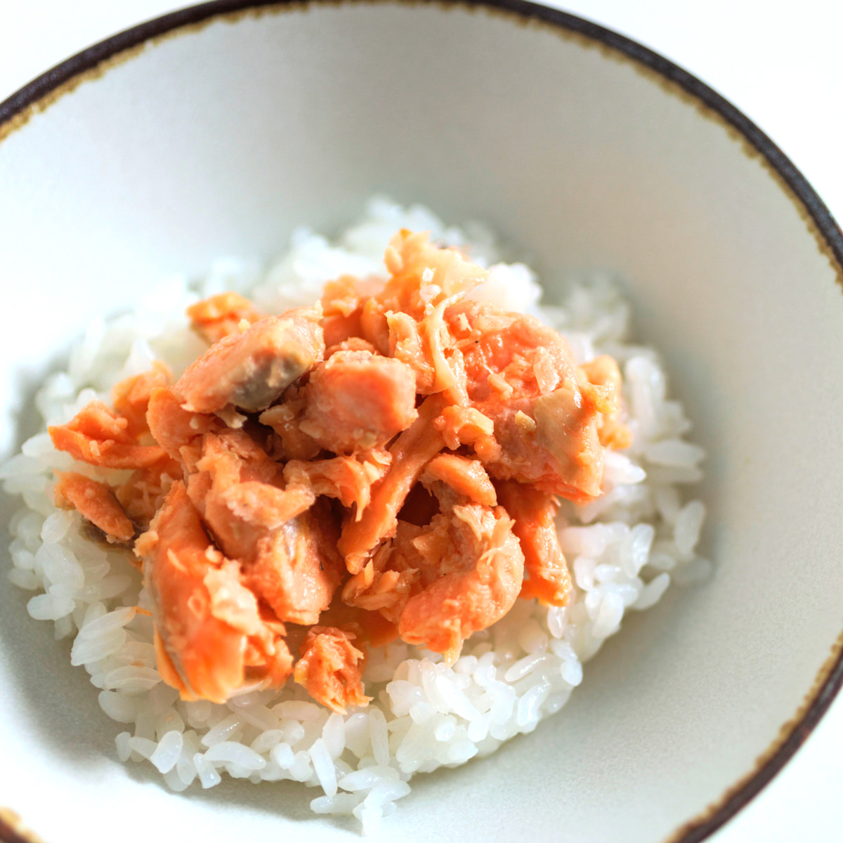 uoya センシン食品 宮城県産 銀鮭 しっとり 鮭ほぐし〔約100g×4〕