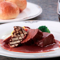 ホテルオークラ黒毛和牛のビーフシチューとハンバーグ