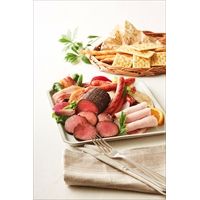 北海道 トンデンファーム 美瑛牛焼牛バラエティセット〔美瑛牛焼牛300g、炭火焼ベーコンスライス80g、燻しロースハムスライス60g、荒挽ウインナー120g〕