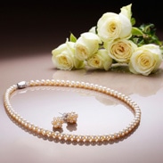 希少価値の高い　〈国産〉ゴールドパールアクセサリーセット〈 ピアス 〉　｜　滝田真珠・三重県