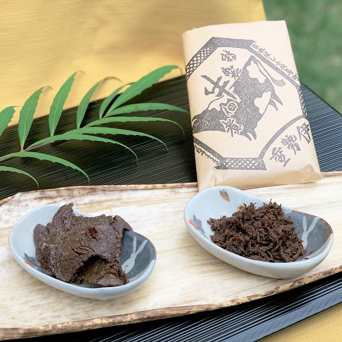 伊勢重の特製牛佃煮 詰め合わせ Aセット 〔佃煮・さくら煮各100g〕