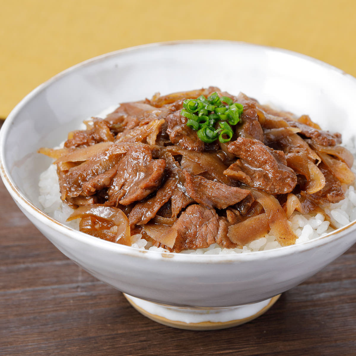 鈴なり 国産牛めしの具 〔130g×4〕