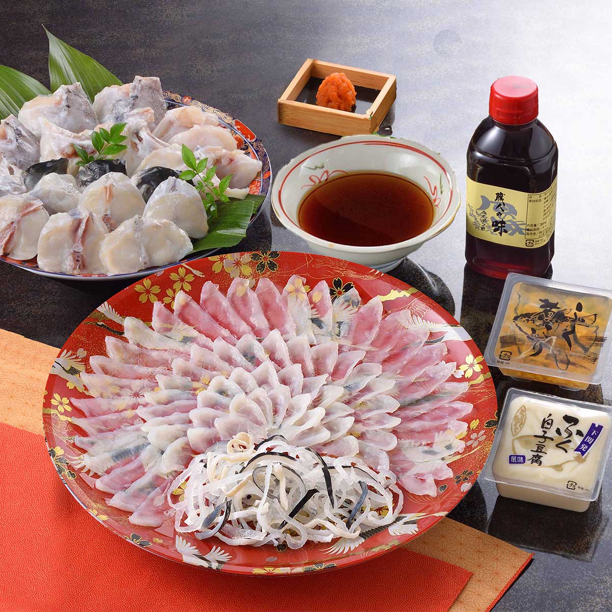 ふく料理フルコース 約3、4人前 〔とらふぐ刺身、とらふぐ皮、とらふぐちり、ふぐ白子豆腐、ふぐ煮こごり、薬味ほか〕