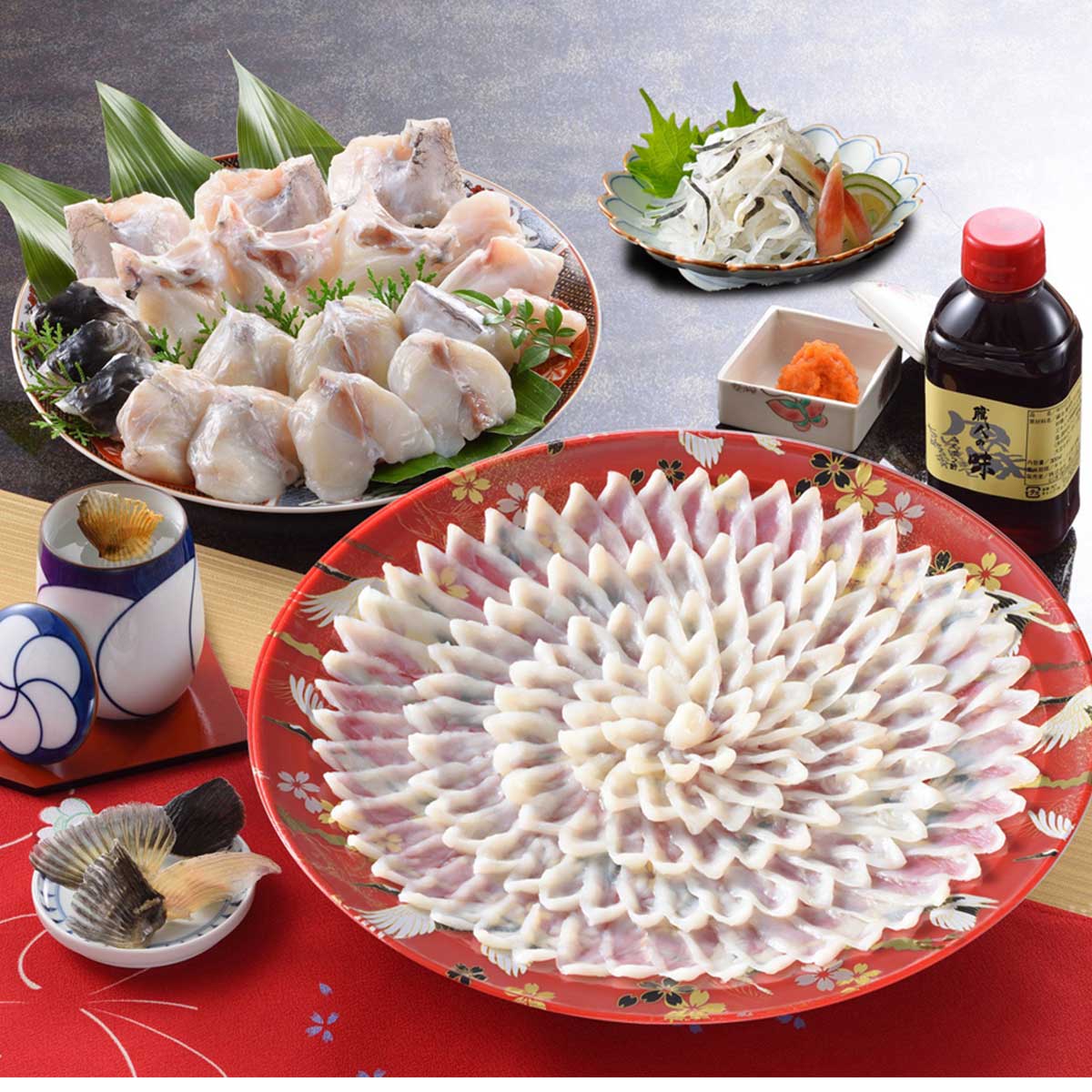 ふく料理フルコース 約4、5人前 〔とらふぐ刺身、とらふぐ皮、とらふぐちり、とらふぐヒレ5枚、薬味ほか〕