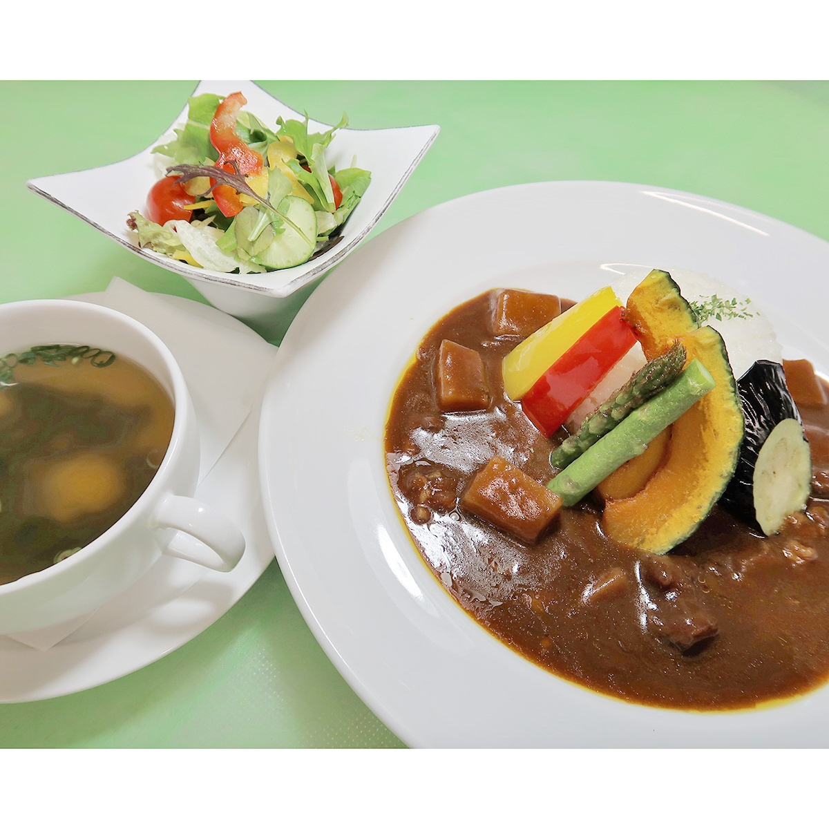 きたかみ牛 牛すじカレー 10個セット 〔200g×10〕