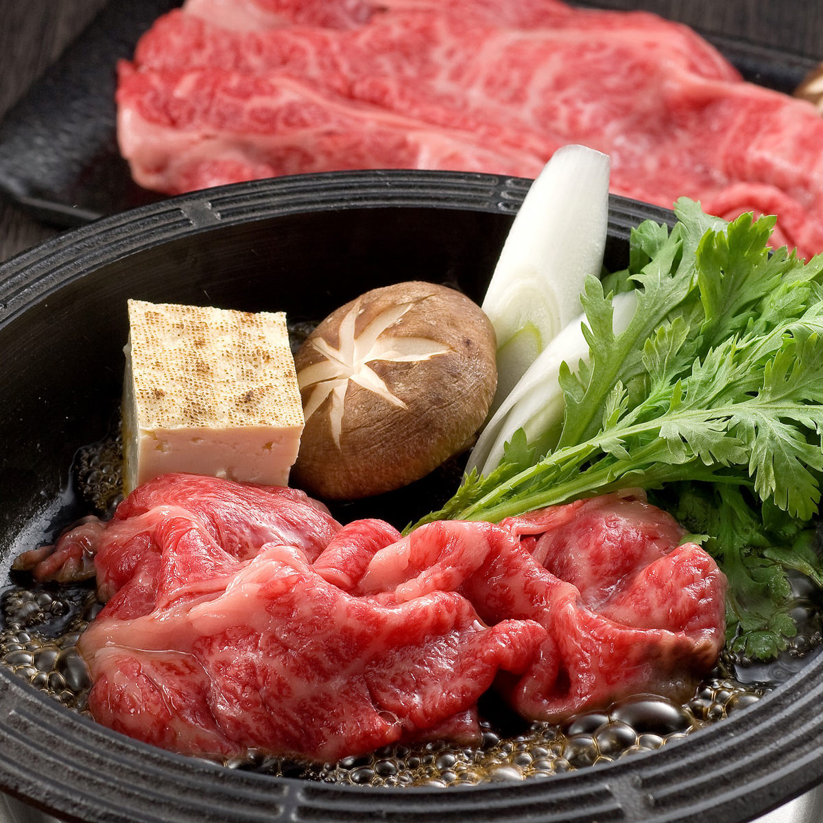 松阪牛 すき焼き リブロース 〔300g、牛脂〕