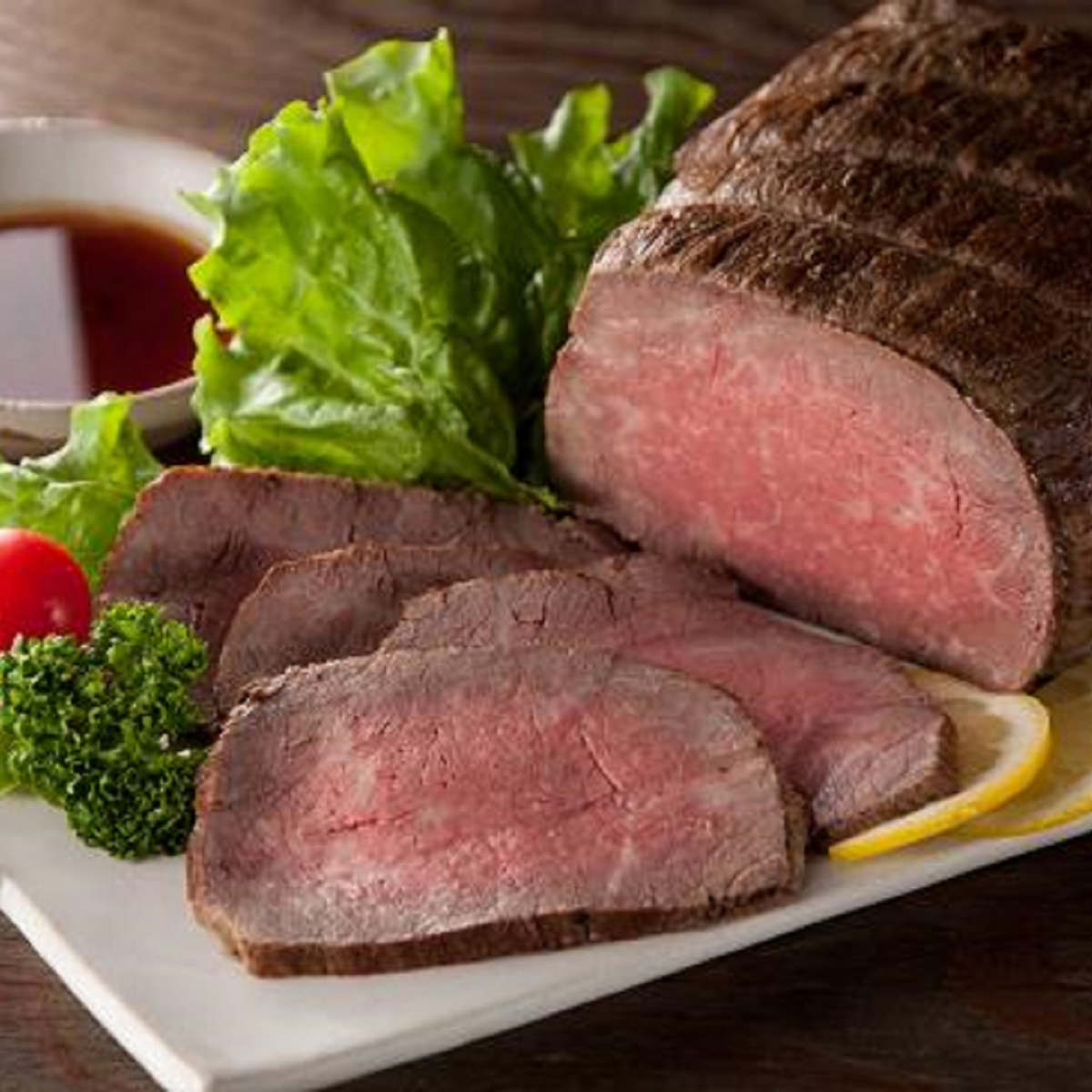 千屋源 黒毛和牛 塩釜焼 ローストビーフ ぽん酢醤油 詰め合わせ 〔和牛もも肉ローストビーフ300g、ぽん酢醤油120ml〕