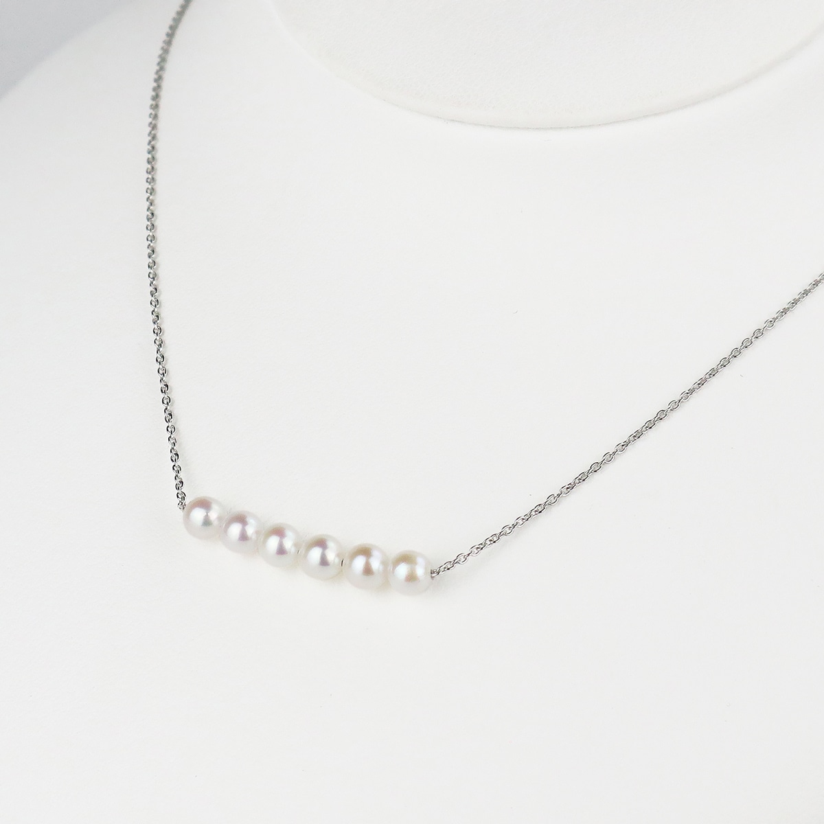 アコヤ真珠 6珠 4.5-5.0mm ベビーパール バー ネックレス 〔チェーン：44cm〕