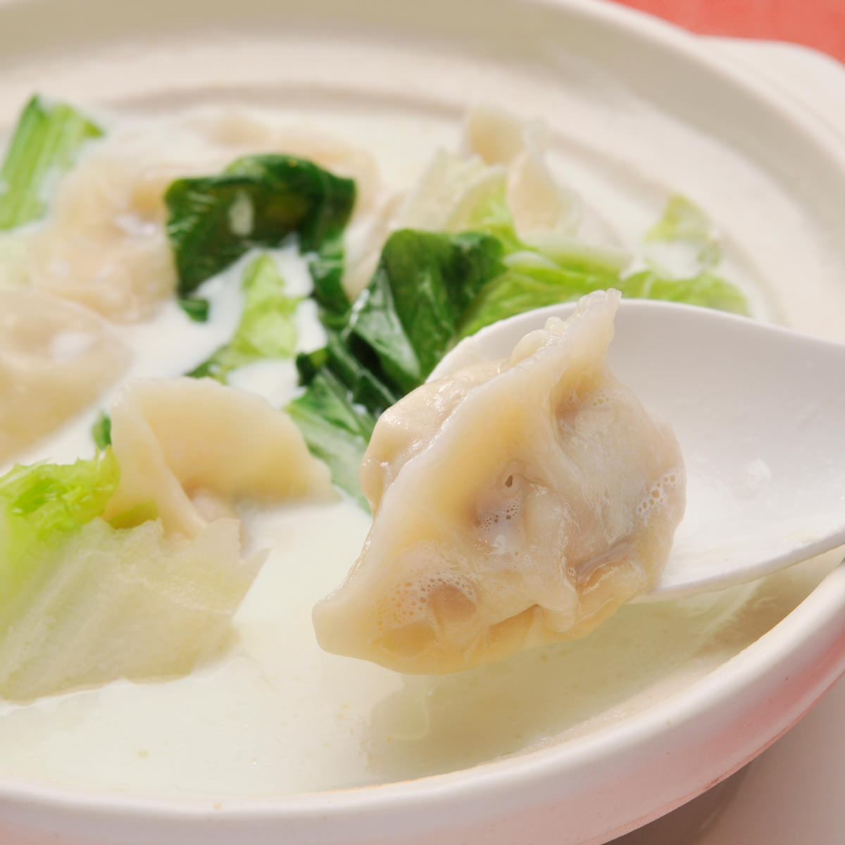 天津飯店 特製ジャンボ餃子 海老とニラの水餃子 〔特製ジャンボ餃子40g、海老とニラの水餃子20g 各30個〕